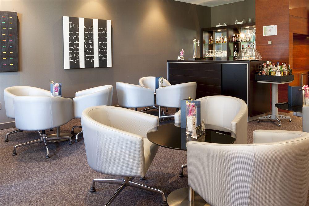 Ac Hotel Ponferrada By Marriott Екстериор снимка