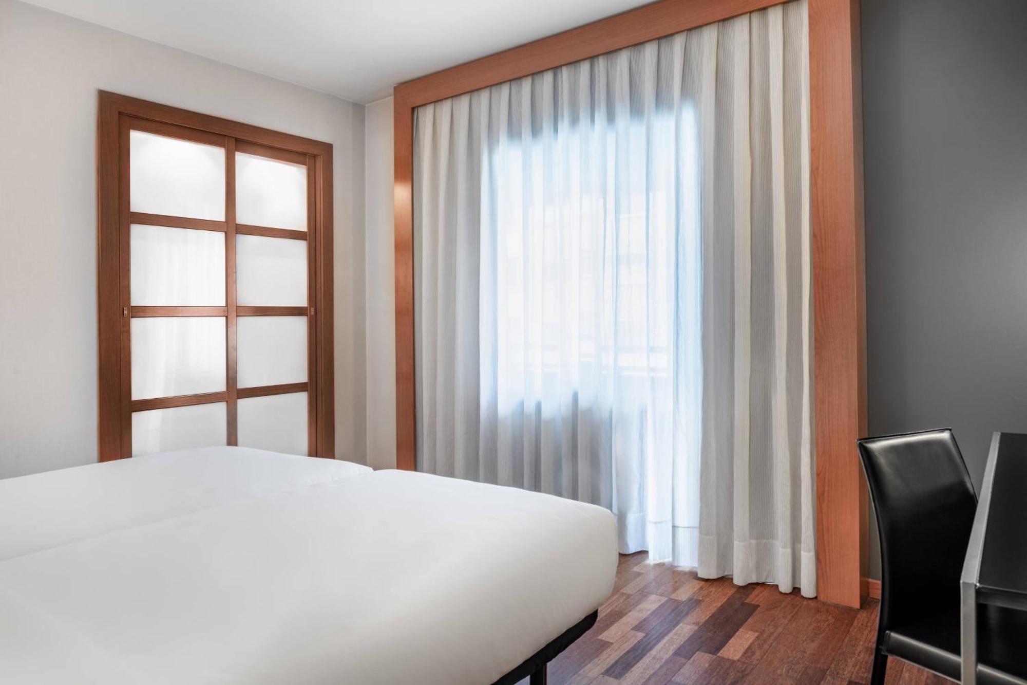 Ac Hotel Ponferrada By Marriott Екстериор снимка